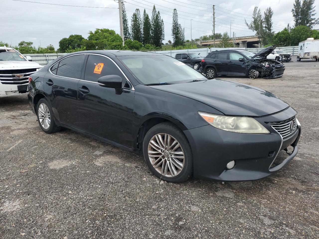 2013 Lexus Es 350 vin: JTHBK1GG0D2024657