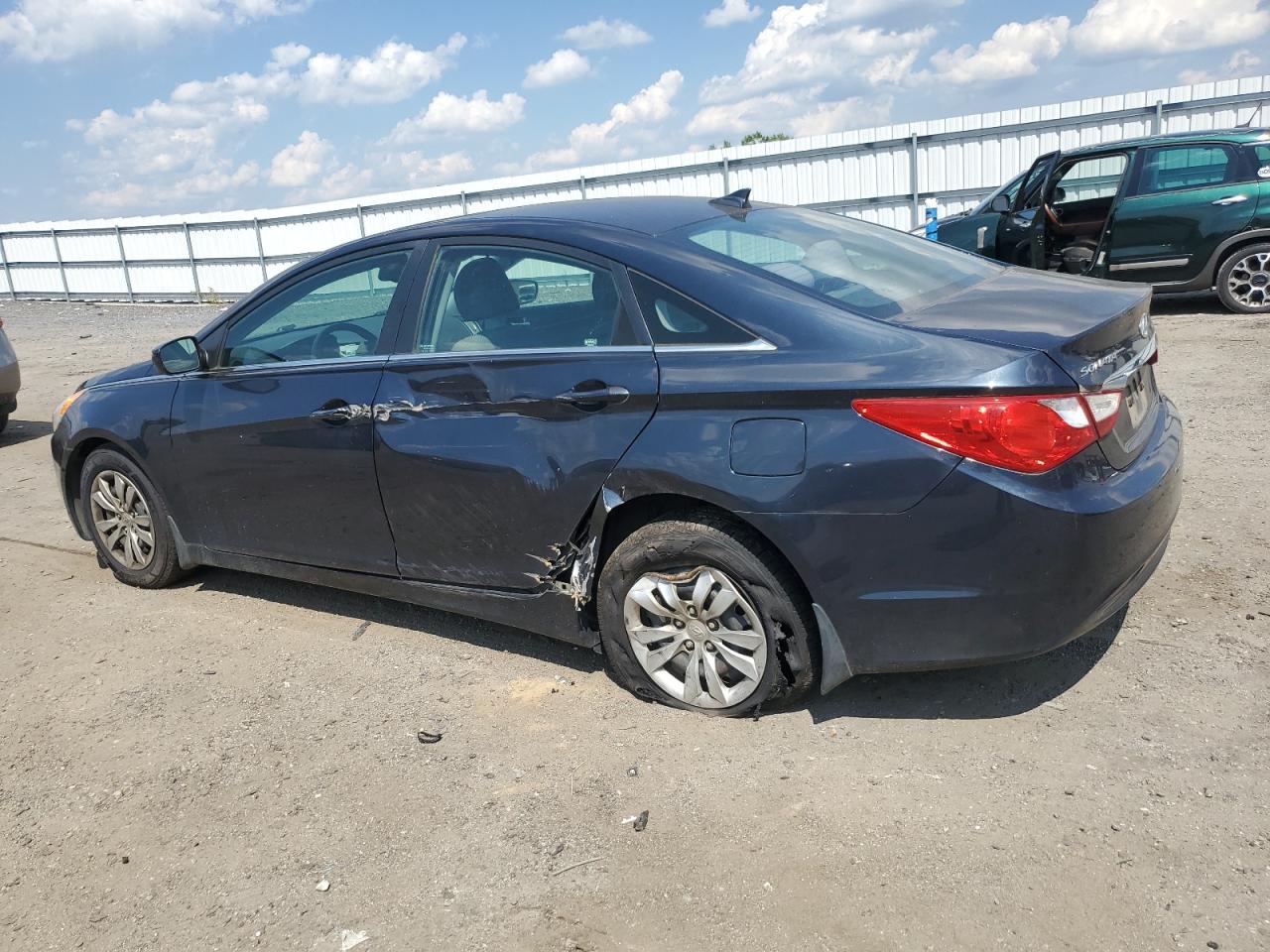 5NPEB4AC6CH409028 2012 Hyundai Sonata Gls