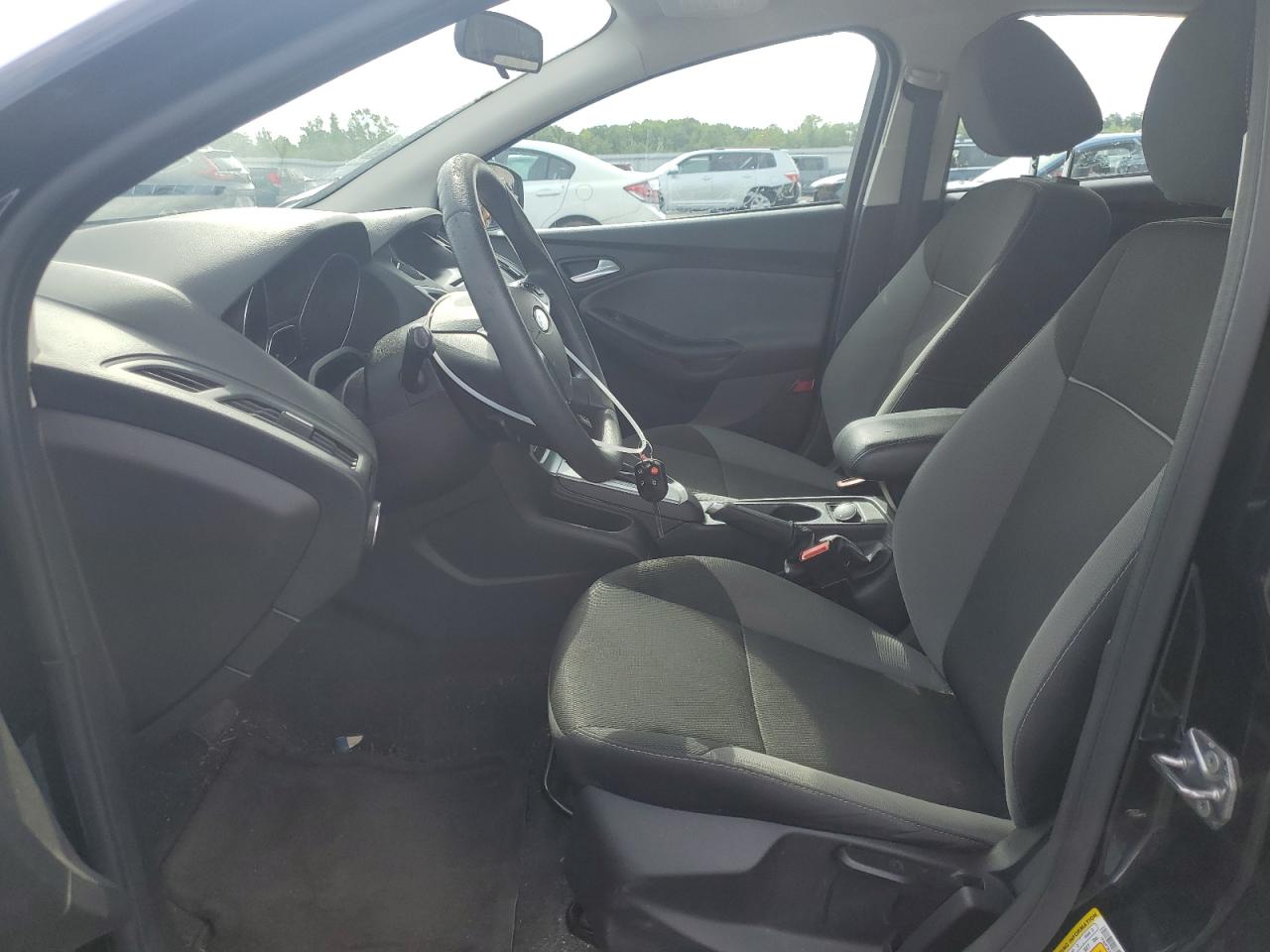 1FADP3K28EL368757 2014 Ford Focus Se