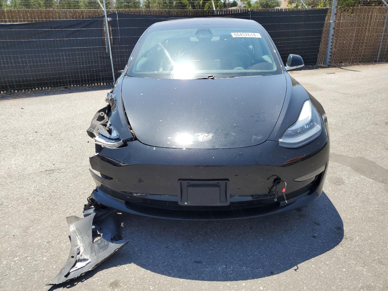 5YJ3E1EA2JF148501 2018 Tesla Model 3