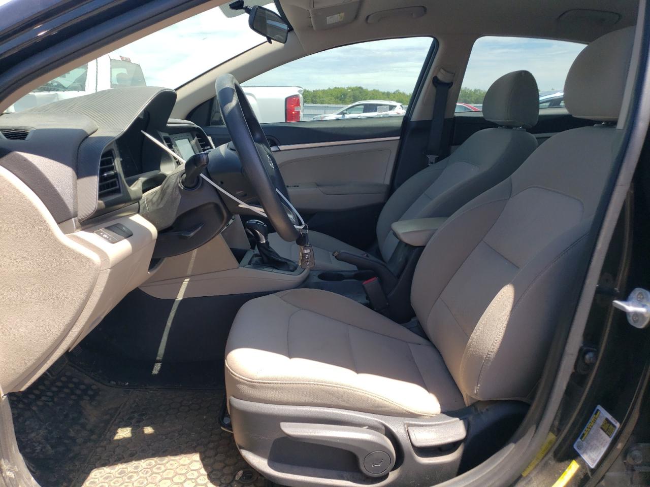 5NPD74LF4KH473734 2019 Hyundai Elantra Se