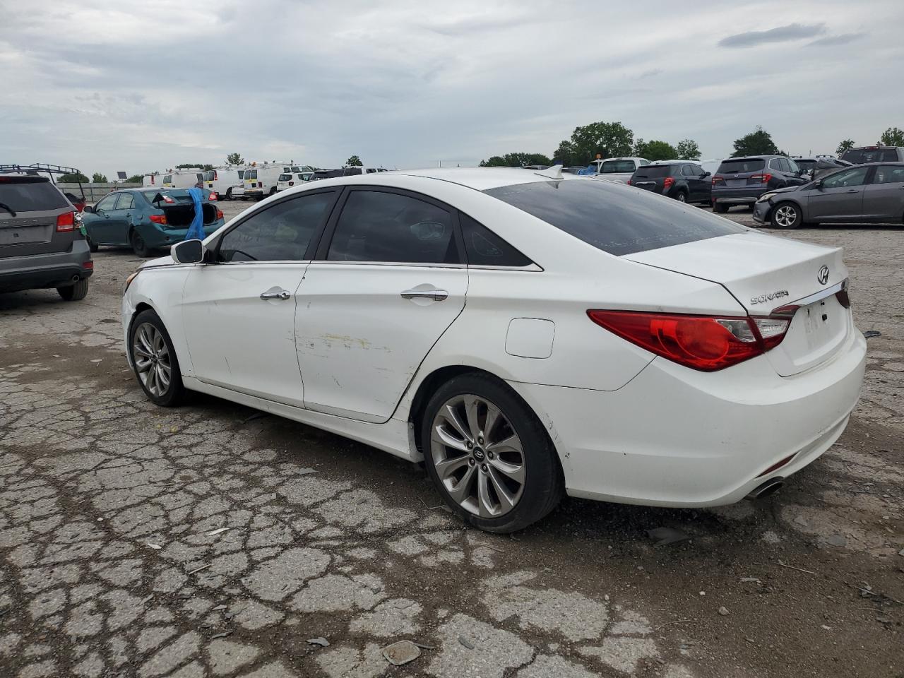 5NPEC4AC0DH800643 2013 Hyundai Sonata Se