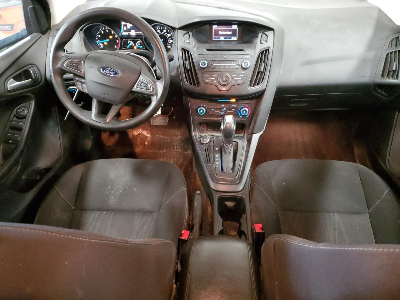 1FADP3K24GL339209 2016 Ford Focus Se