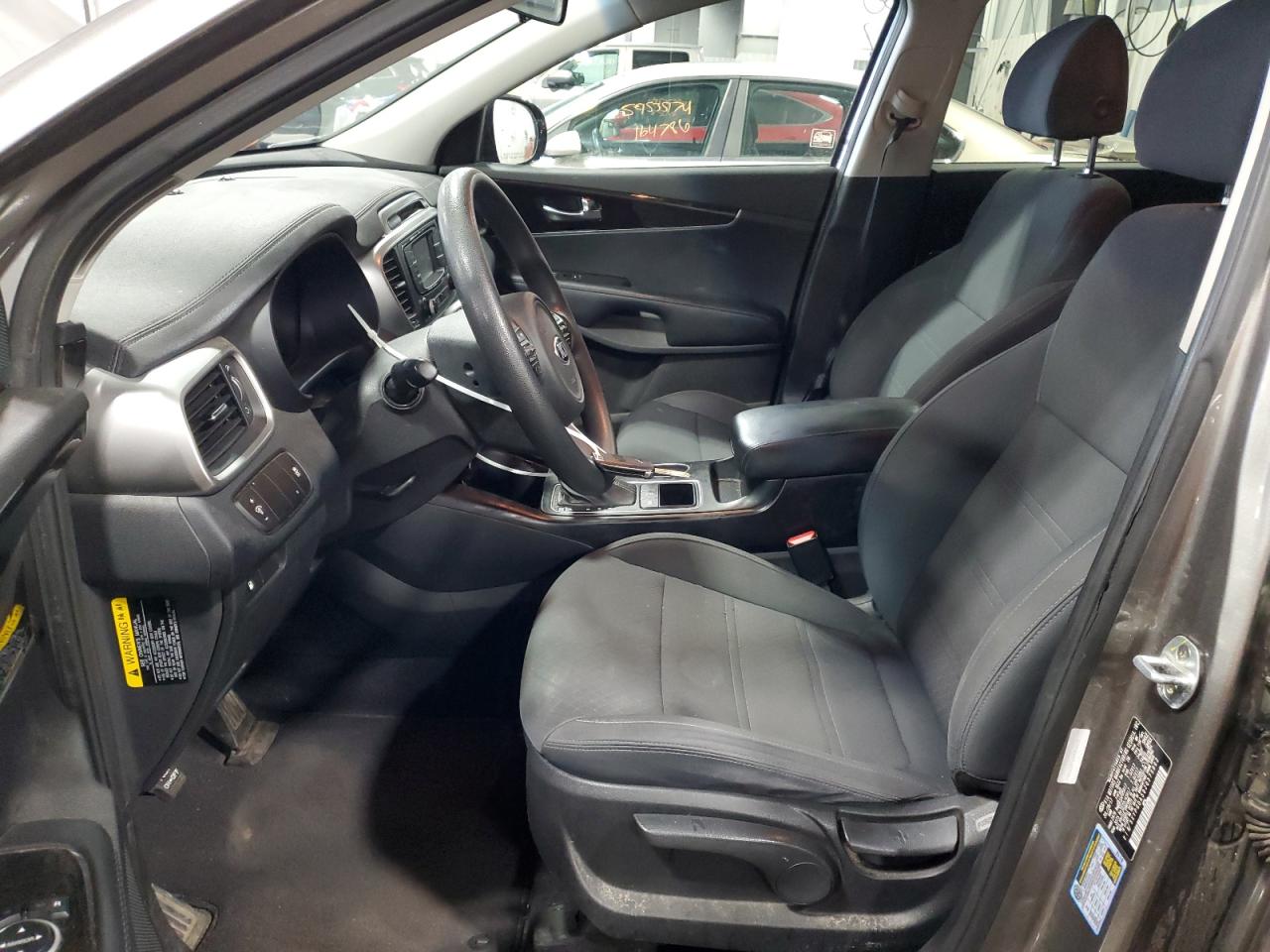 2018 Kia Sorento Lx vin: 5XYPGDA59JG375862