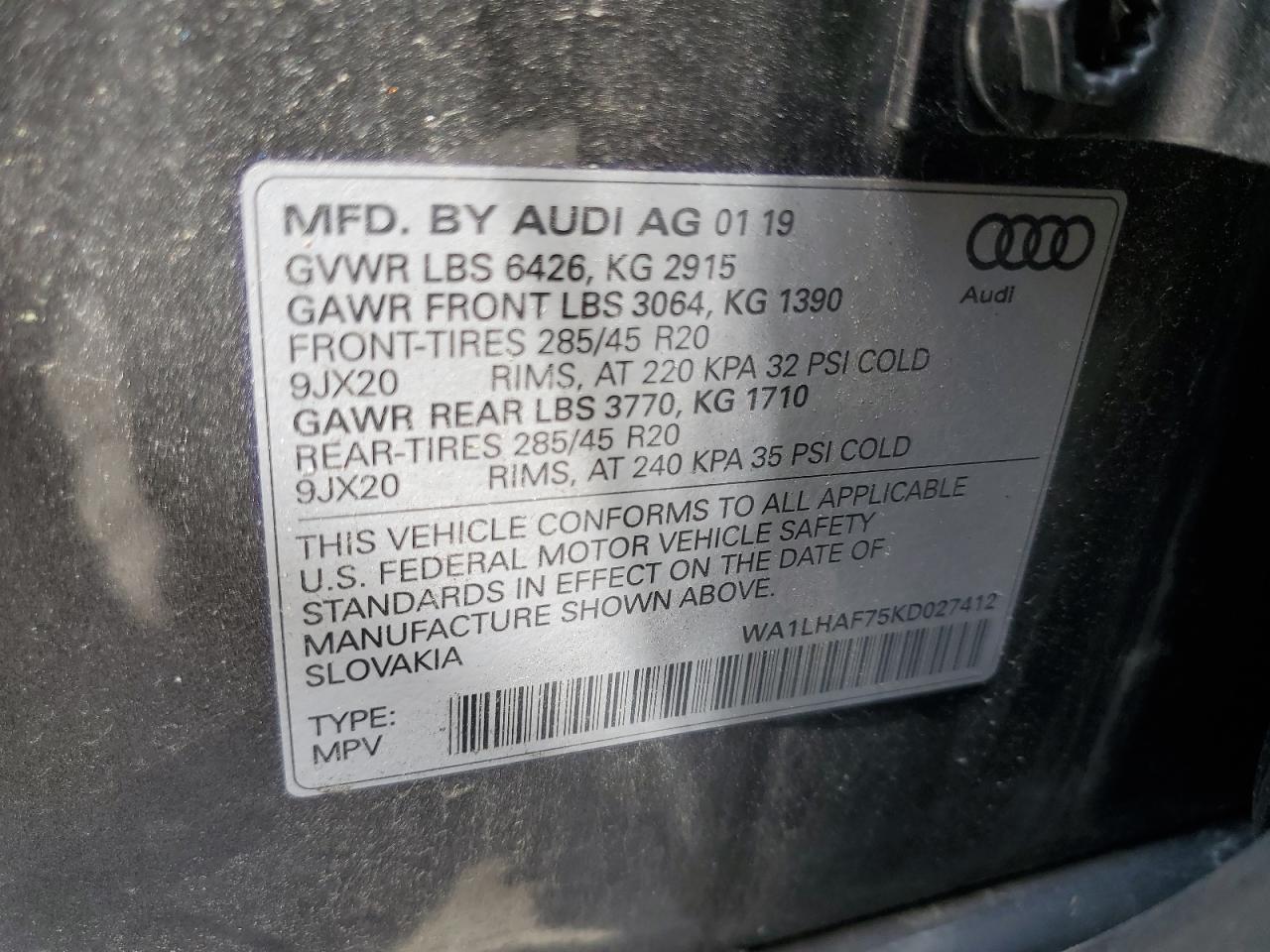 WA1LHAF75KD027412 2019 Audi Q7 Premium Plus