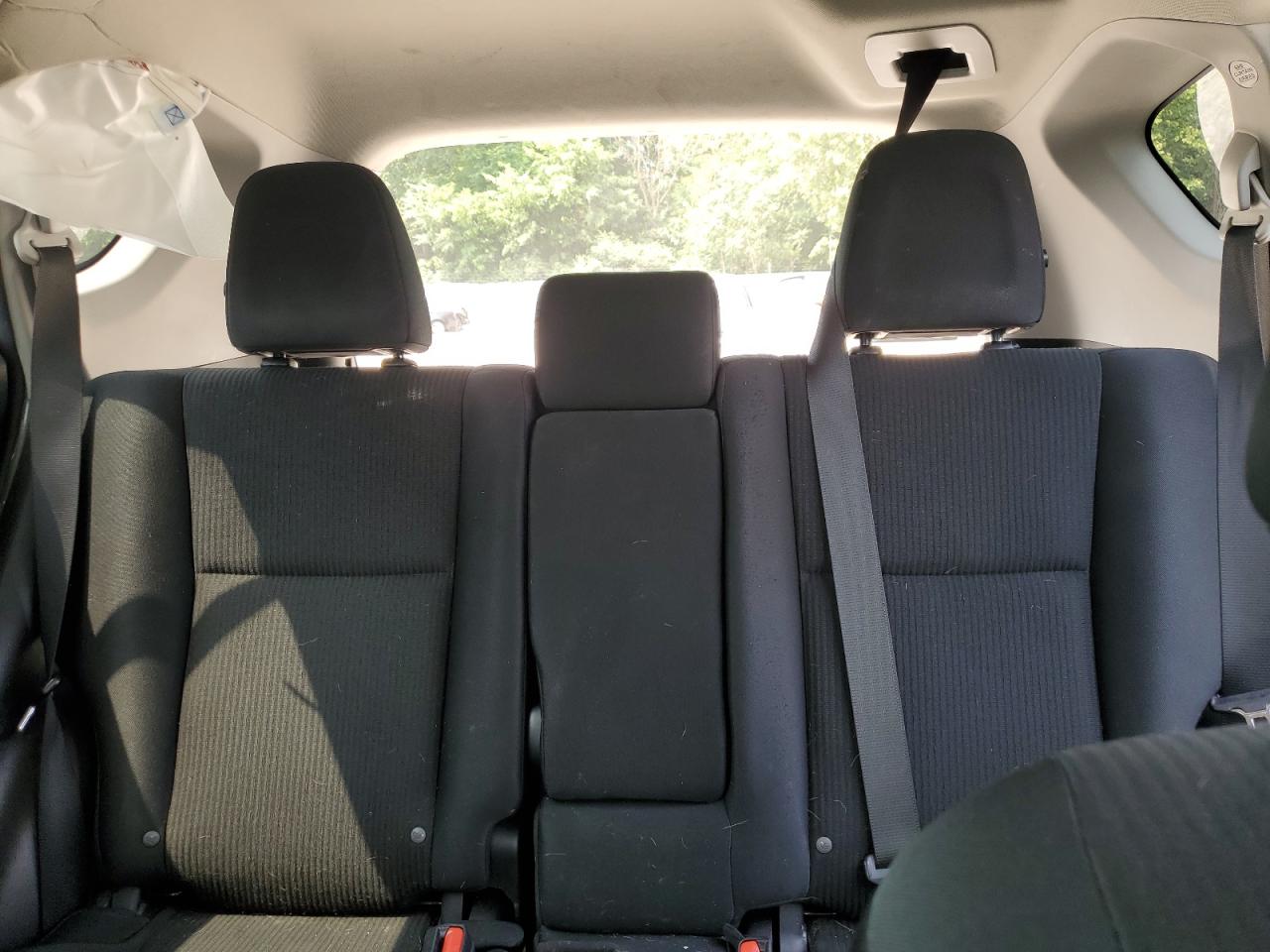 2T3BFREV2HW617035 2017 Toyota Rav4 Le