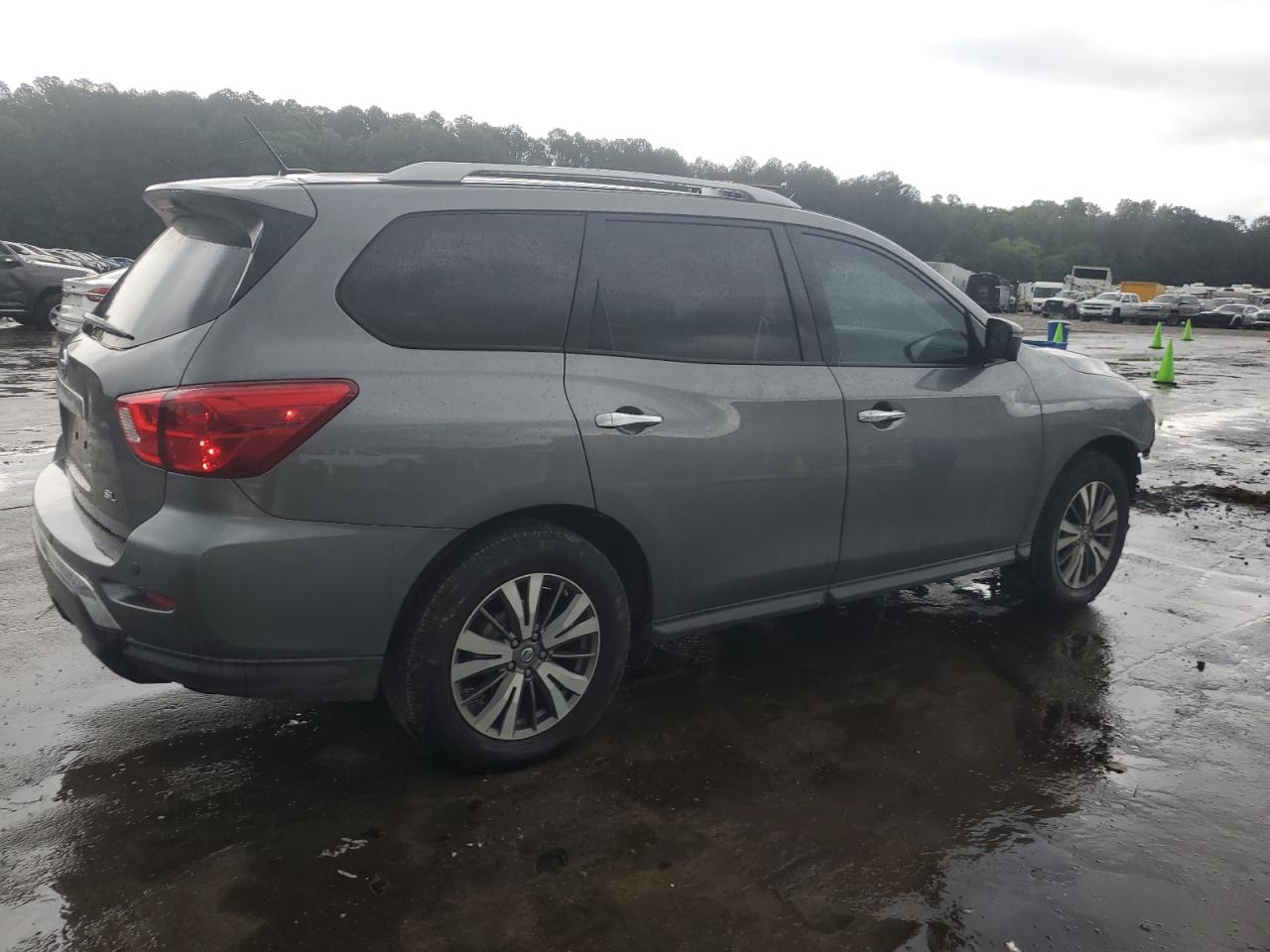 2018 Nissan Pathfinder S vin: 5N1DR2MN2JC633104