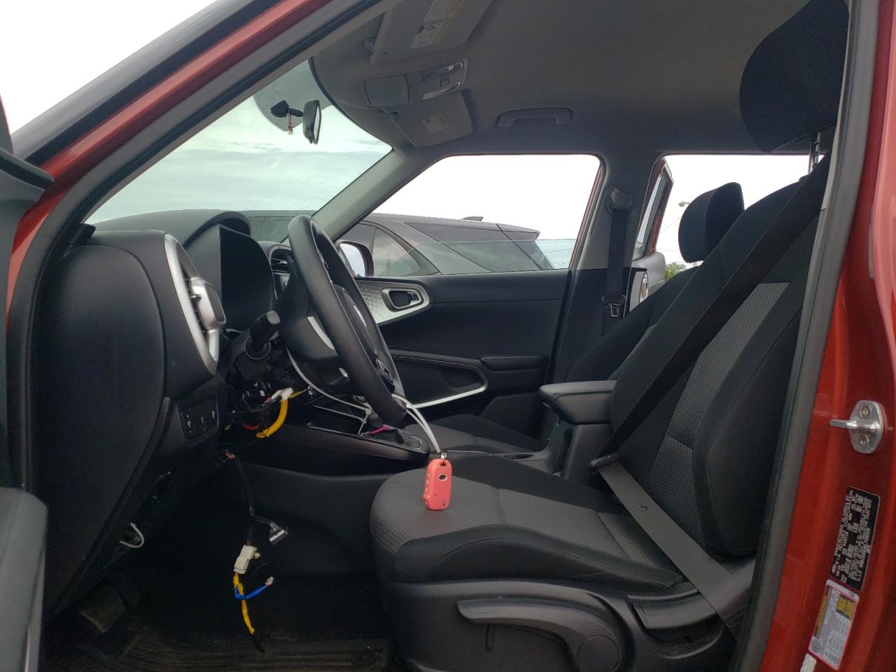 KNDJ23AU6L7106109 2020 Kia Soul Lx