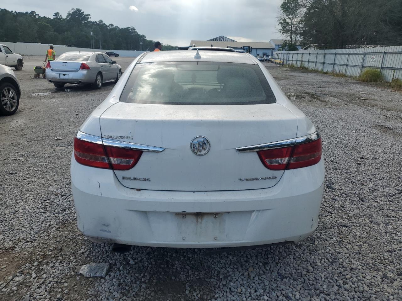 1G4PP5SK2E4218927 2014 Buick Verano