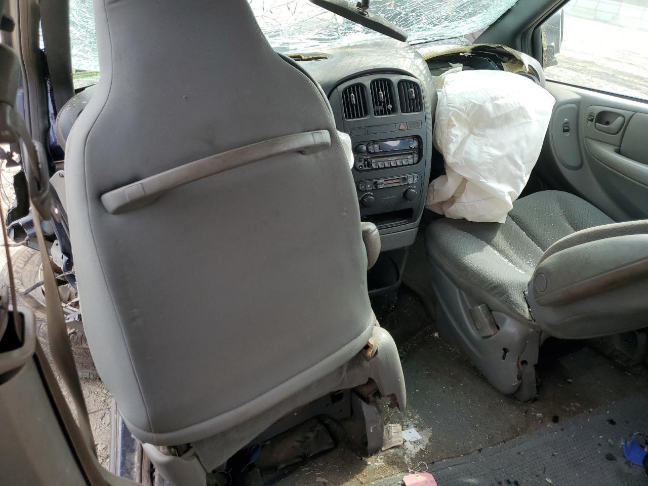 1D4GP45R64B574866 2004 Dodge Caravan Sxt