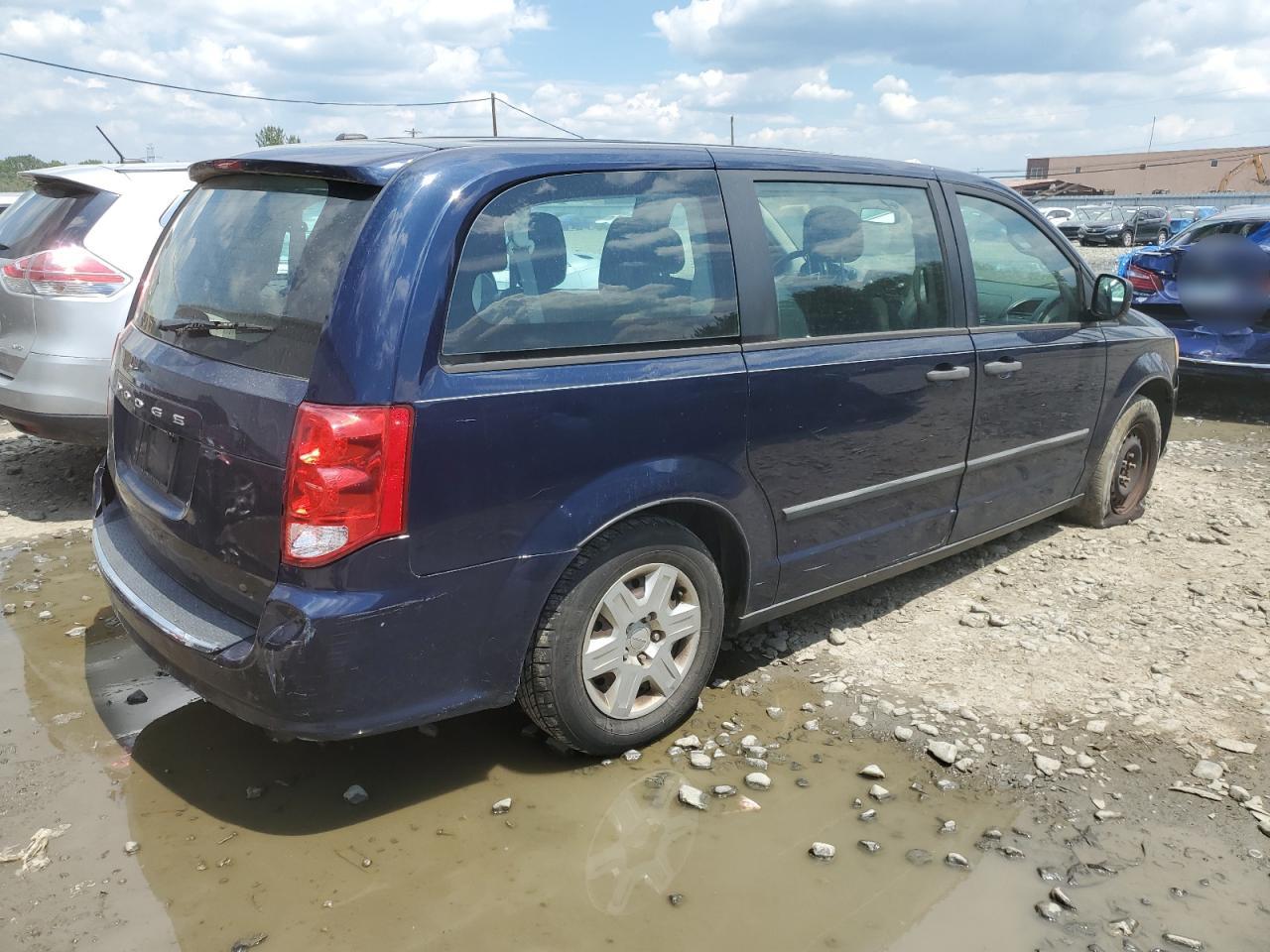 2C4RDGBG0DR623628 2013 Dodge Grand Caravan Se