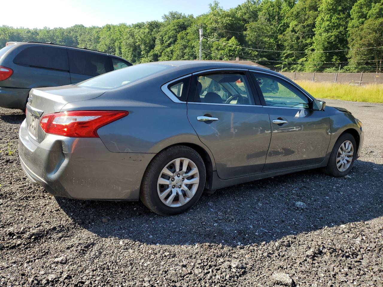 1N4AL3AP4GN305450 2016 Nissan Altima 2.5