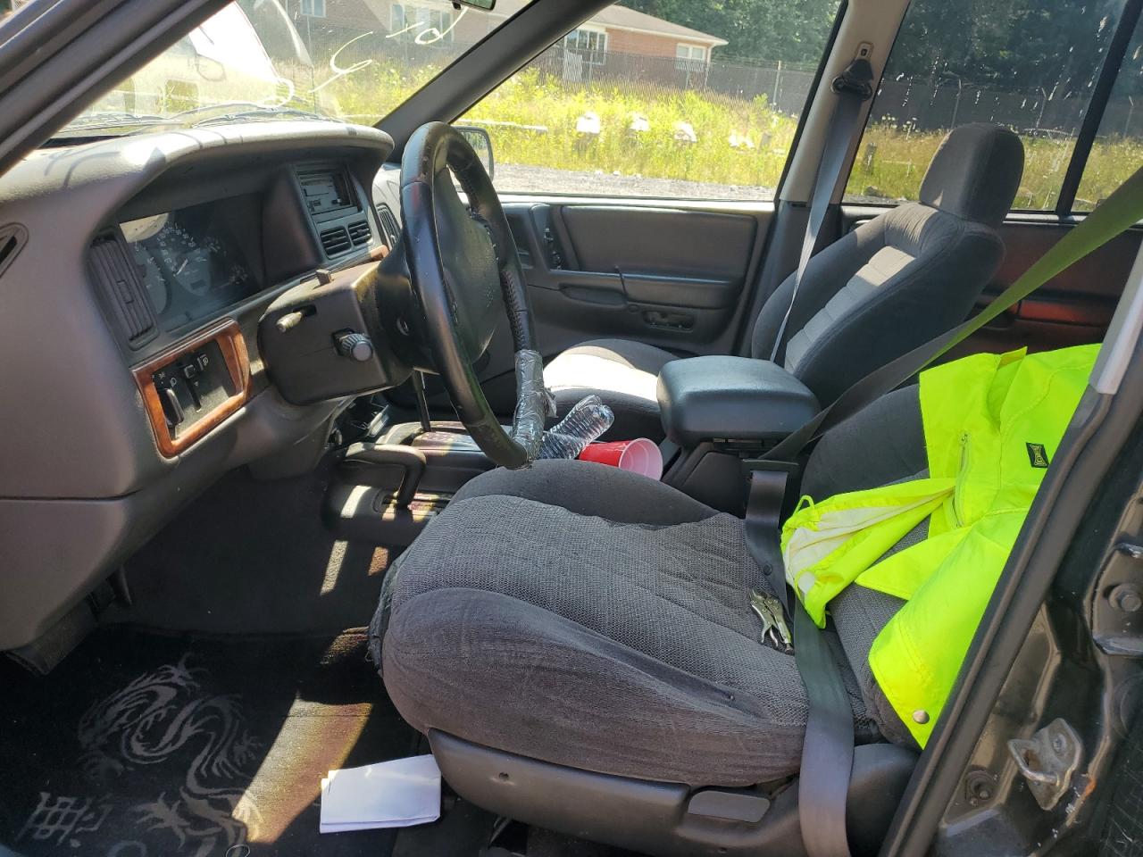 1J4GZ58S6WC179024 1998 Jeep Grand Cherokee Laredo