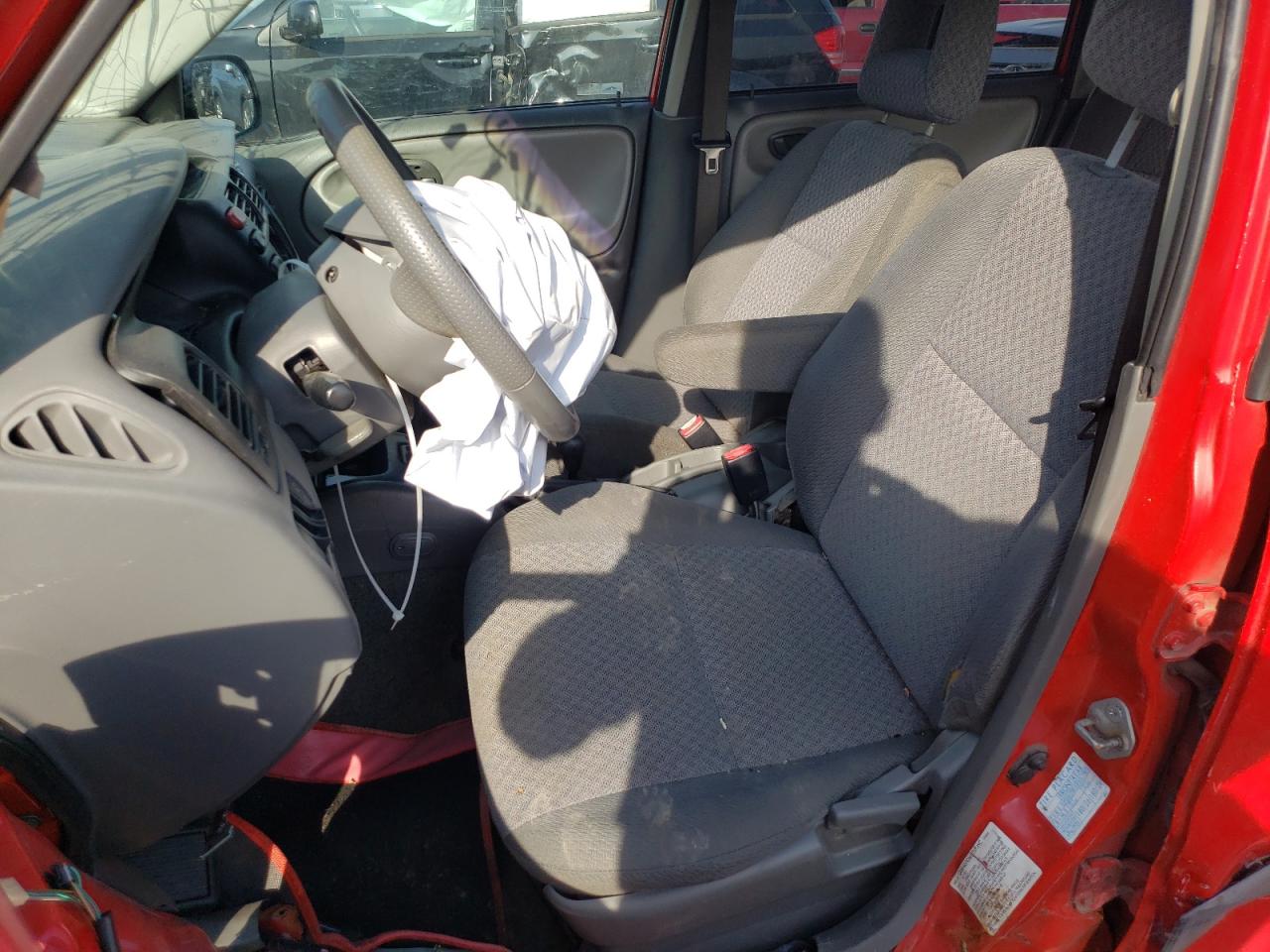 2CNBJ13C336949664 2003 Chevrolet Tracker