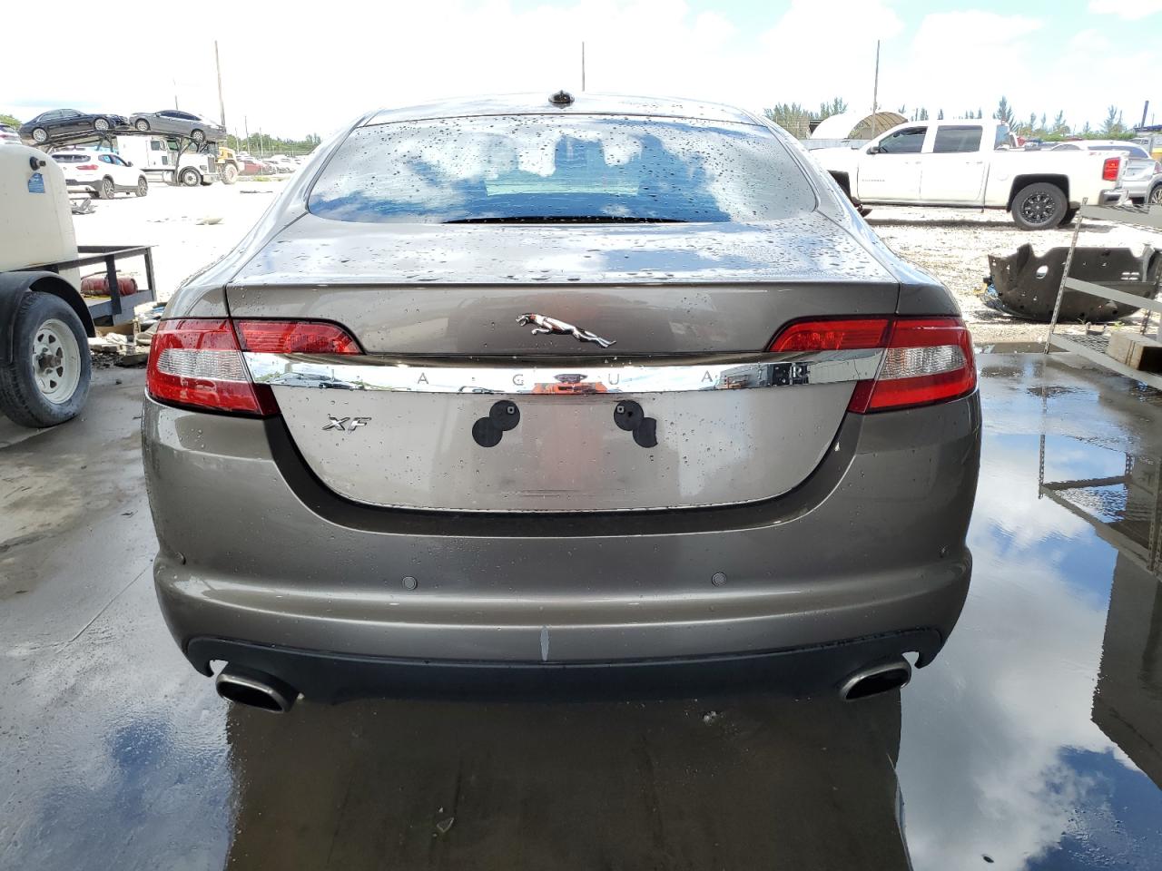 SAJWA0FA4AHR66217 2010 Jaguar Xf Luxury