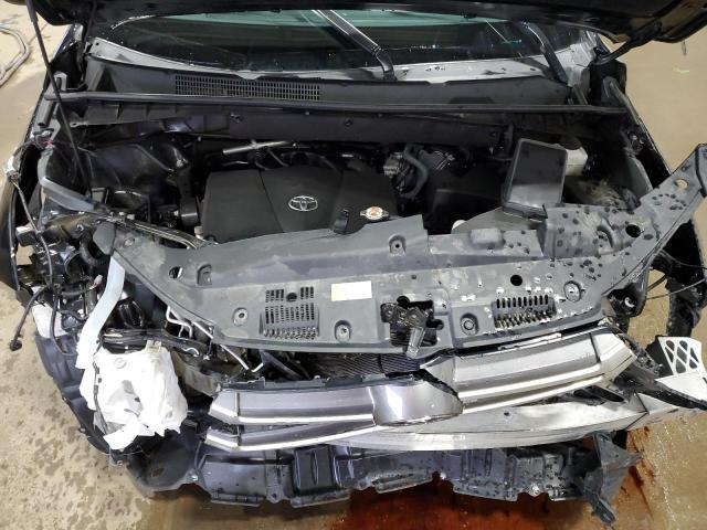 VIN 5TDJZRFH2KS626404 2019 Toyota Highlander, SE no.12