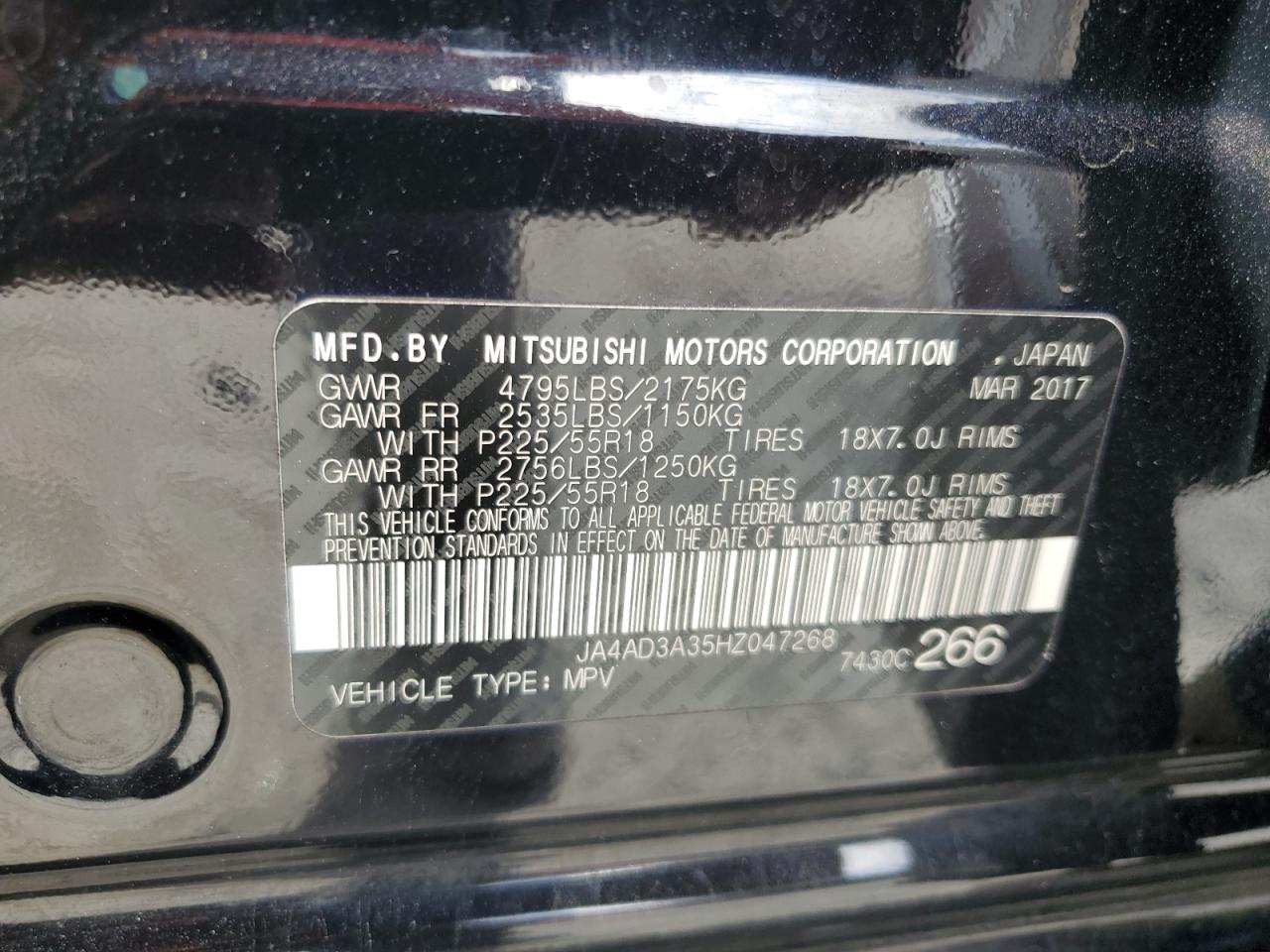 JA4AD3A35HZ047268 2017 Mitsubishi Outlander Se