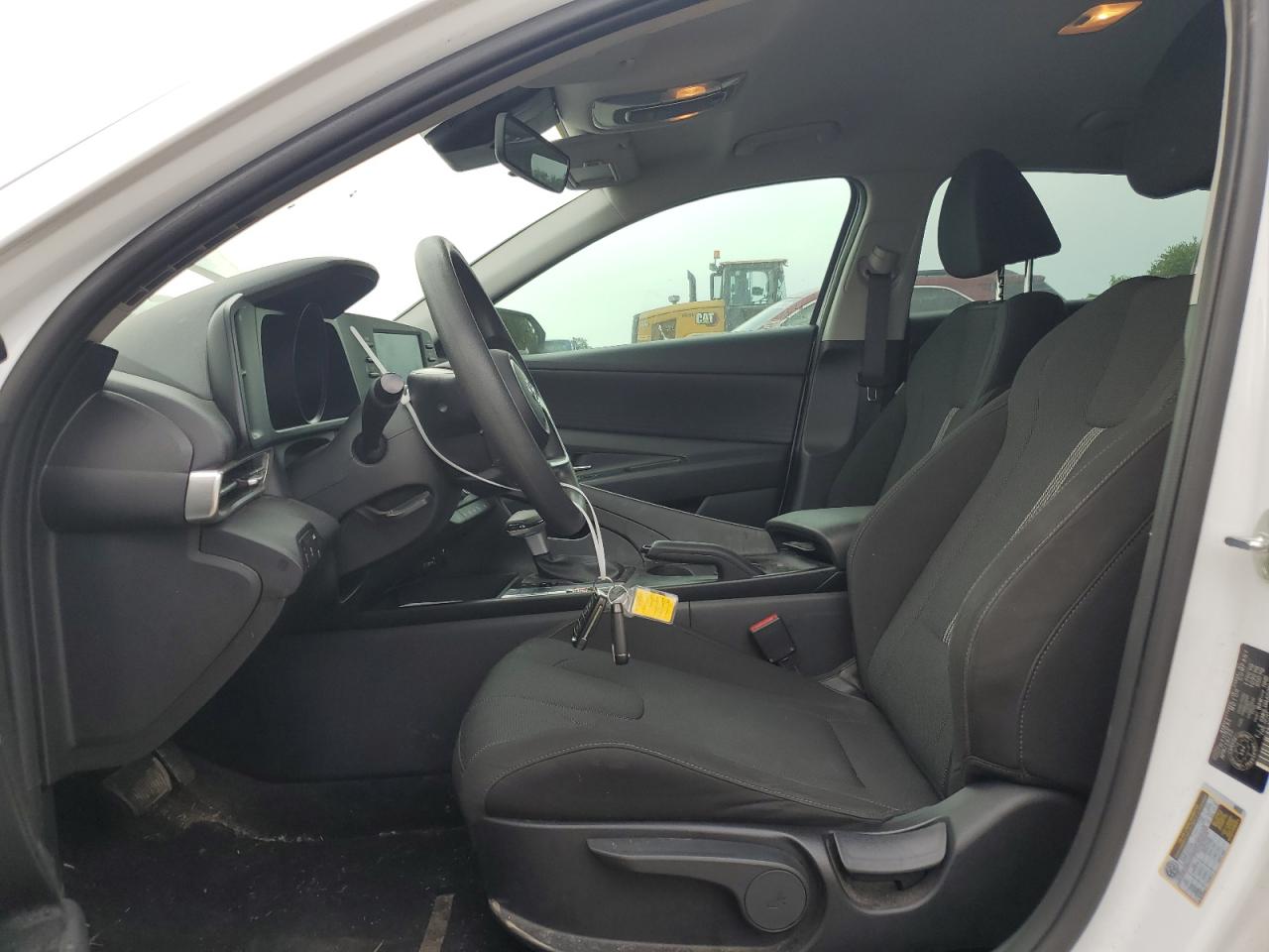 KMHLM4AG3NU359682 2022 Hyundai Elantra Sel