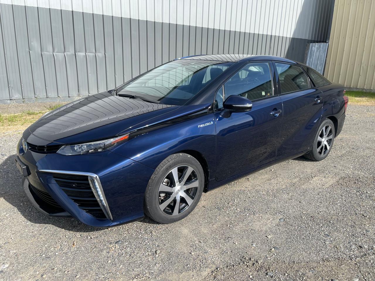 2018 Toyota Mirai vin: JTDBVRBD2JA003881