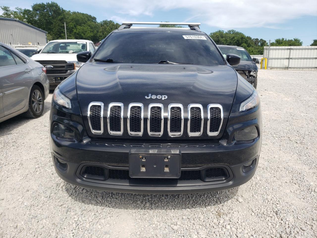 2018 Jeep Cherokee Latitude vin: 1C4PJMCB9JD545334