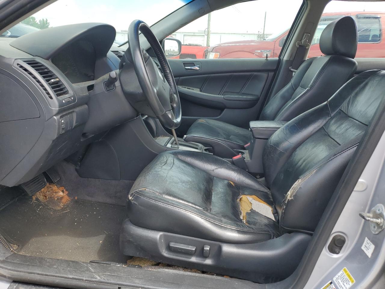 1HGCM568X4A053267 2004 Honda Accord Ex