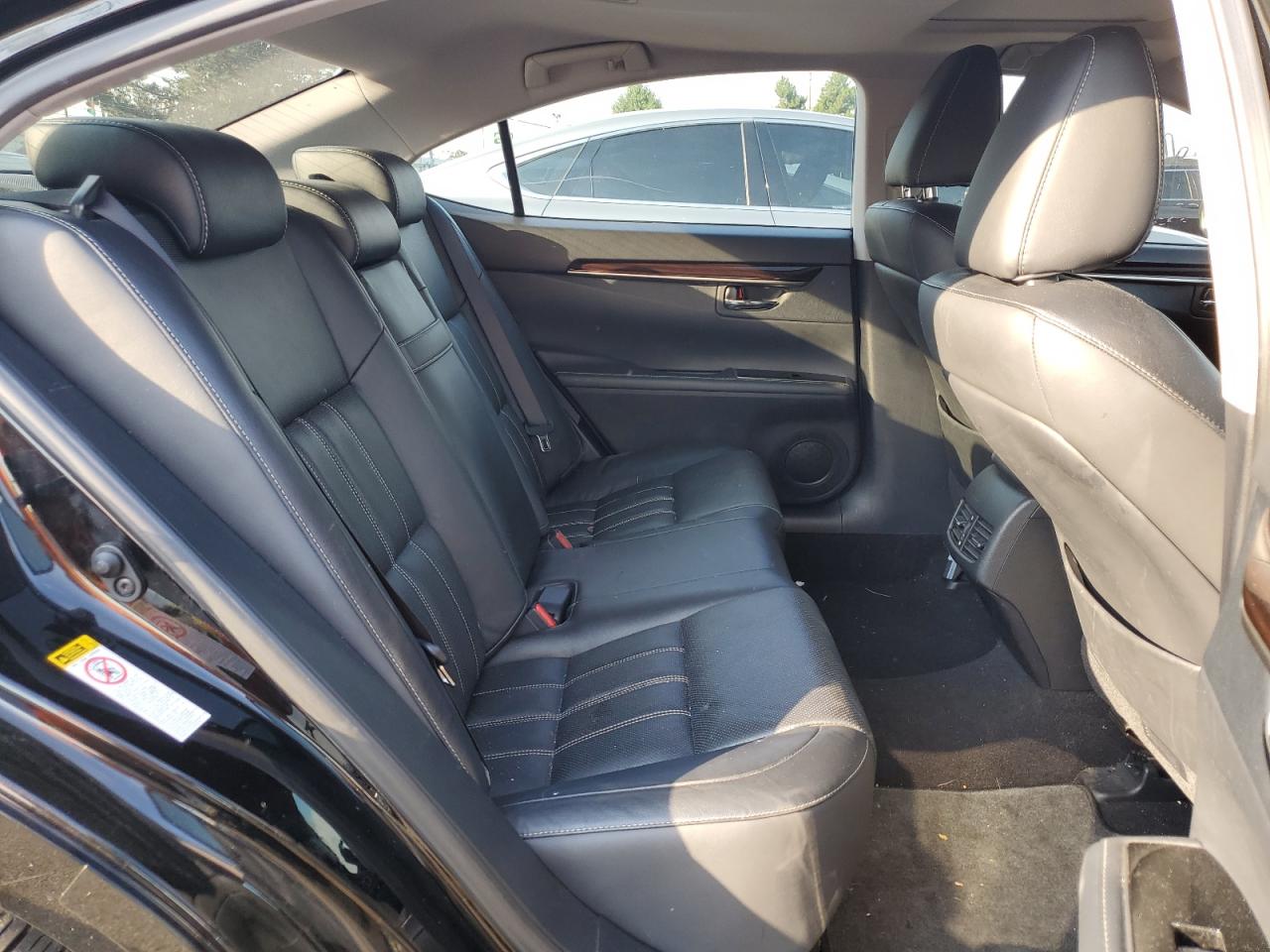 JTHBW1GG2G2111257 2016 Lexus Es 300H