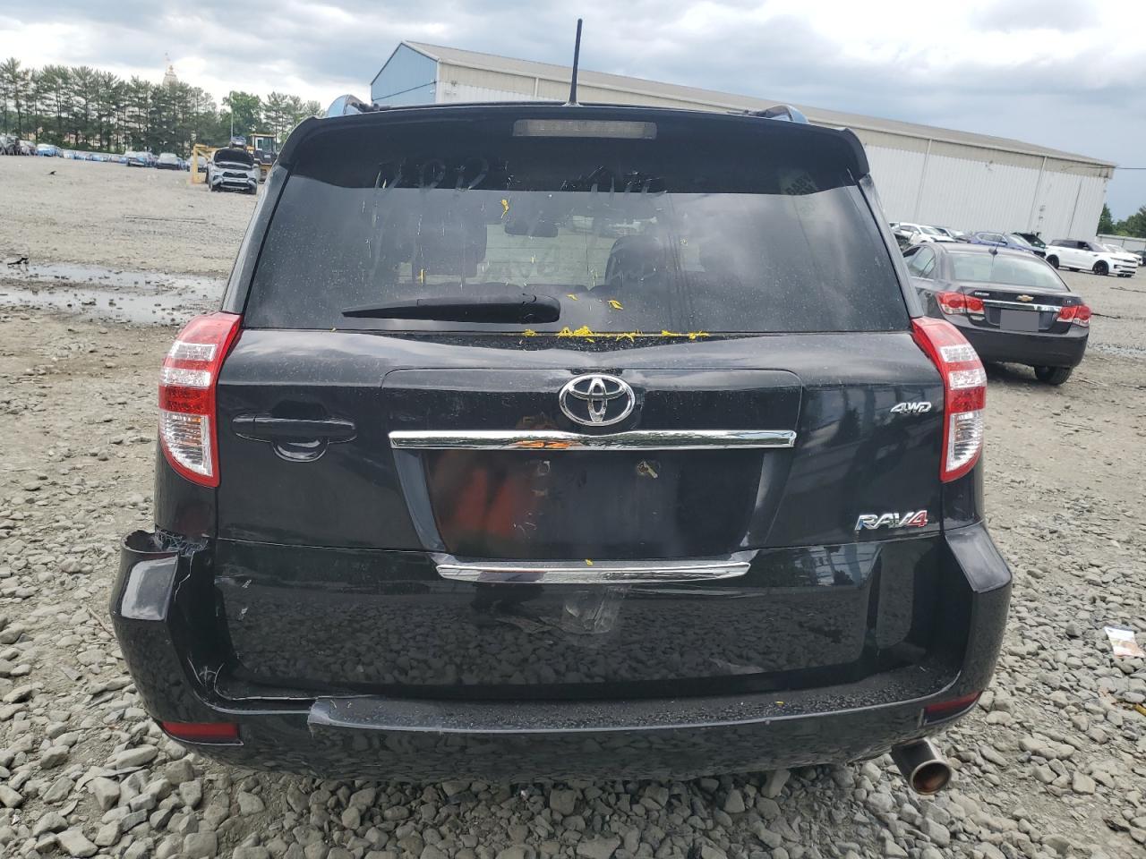 JTMRF4DV4B5038453 2011 Toyota Rav4 Sport