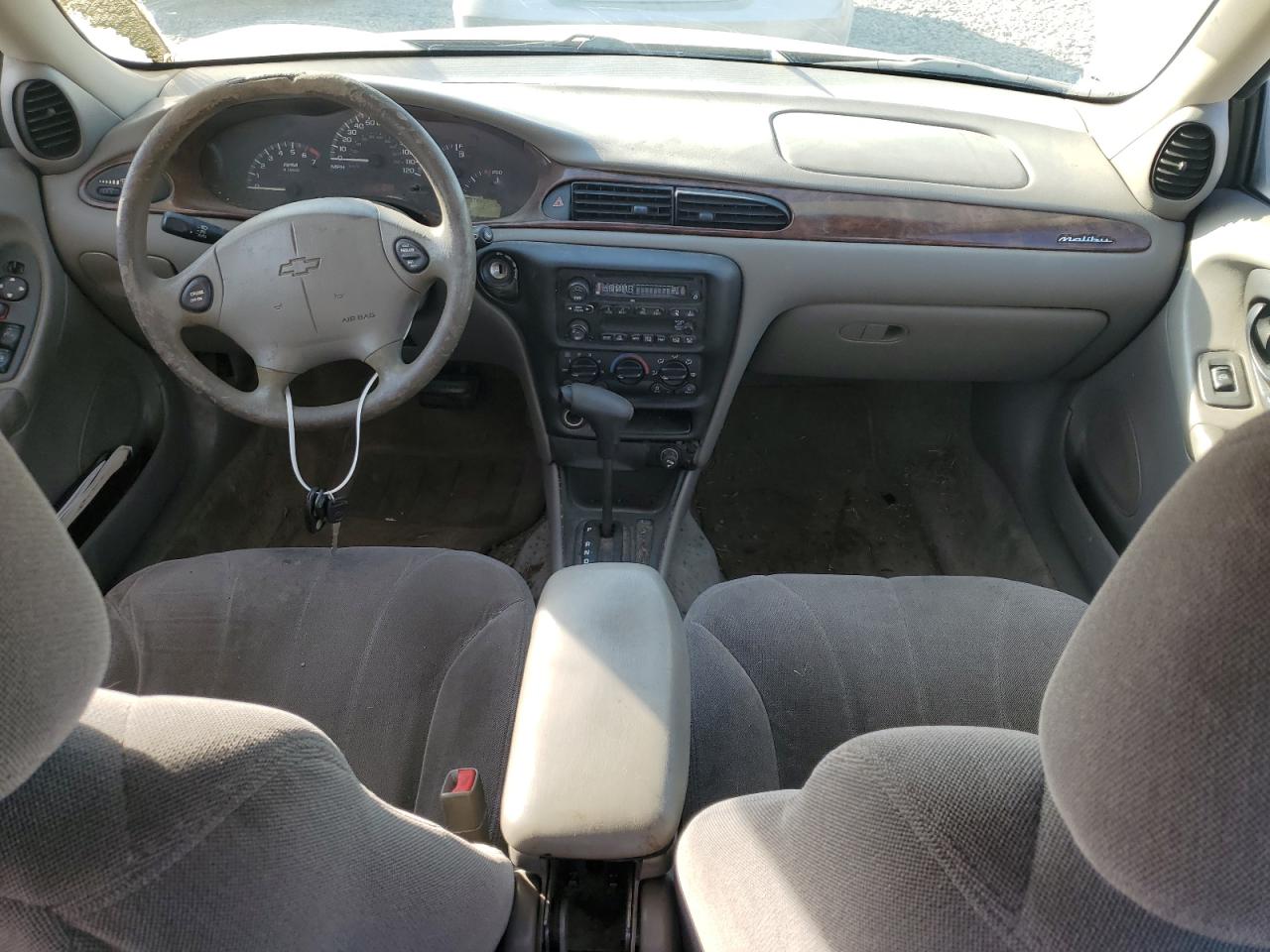 1G1ND52J92M562321 2002 Chevrolet Malibu