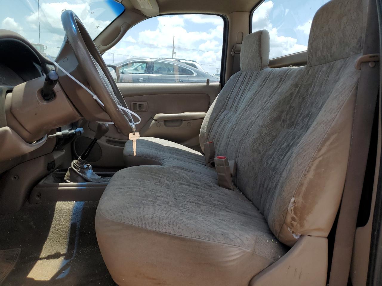 5TENL42N01Z766034 2001 Toyota Tacoma