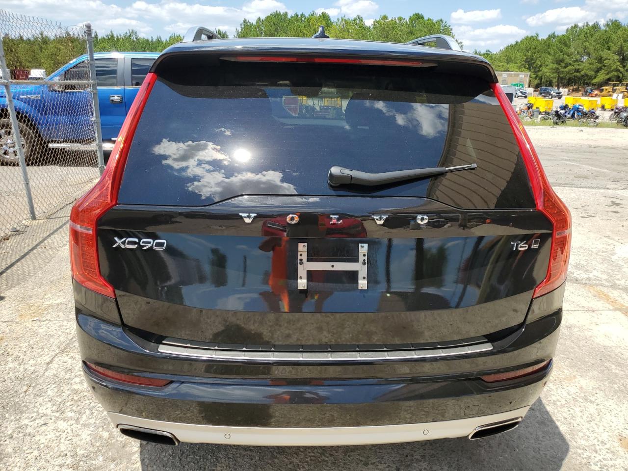 2016 Volvo Xc90 T6 vin: YV4A22PK1G1052501