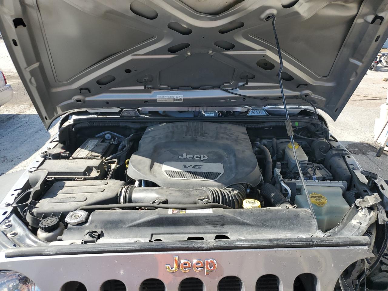 1C4HJWDG6FL556007 2015 Jeep Wrangler Unlimited Sport