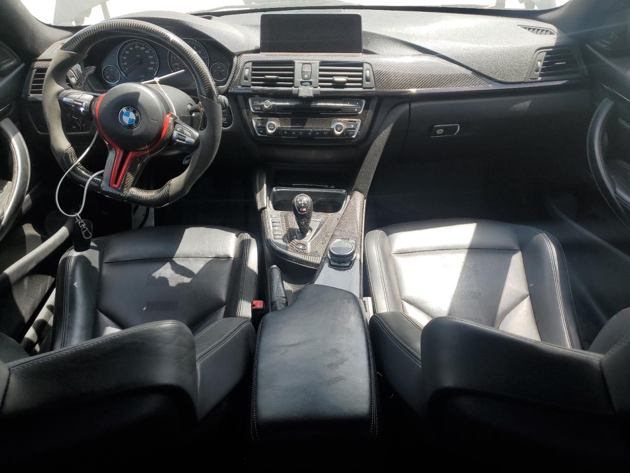 WBS3R9C5XFK332208 2015 BMW M4