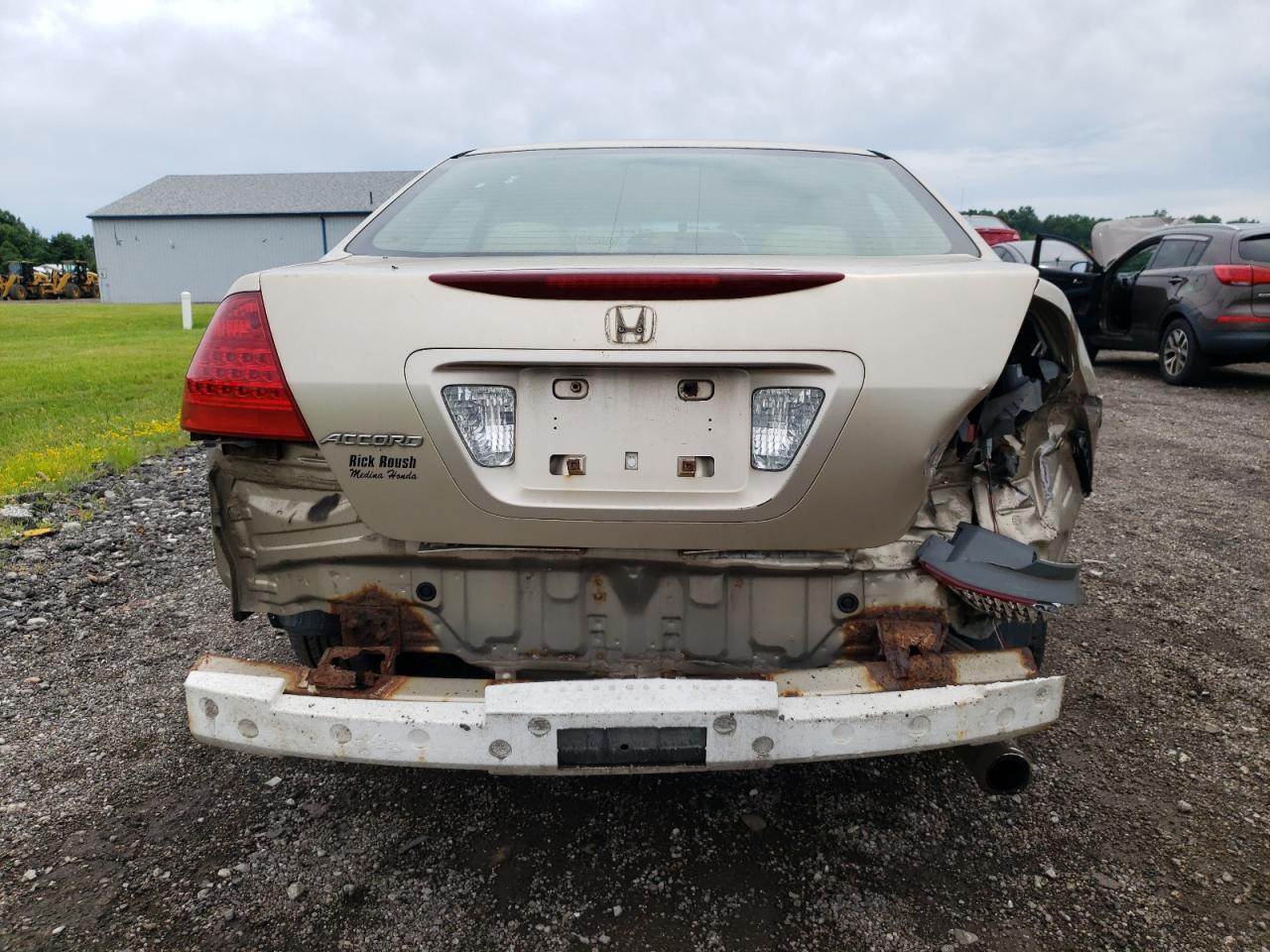 1HGCM56466A174572 2006 Honda Accord Lx