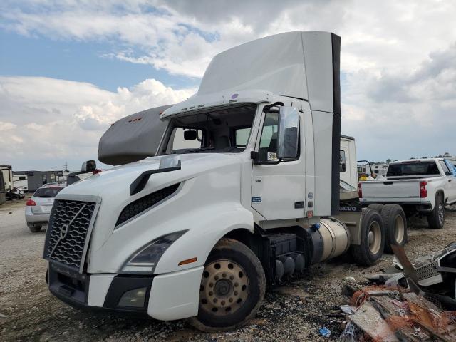 4V4NC9EH9JN898283 2018 Volvo Vn Vnl