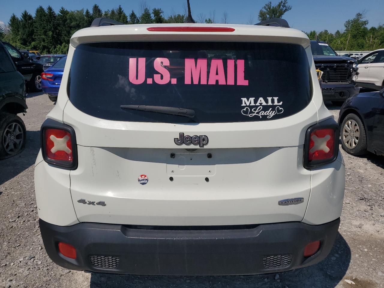 ZACCJBBT2FPB40258 2015 Jeep Renegade Latitude