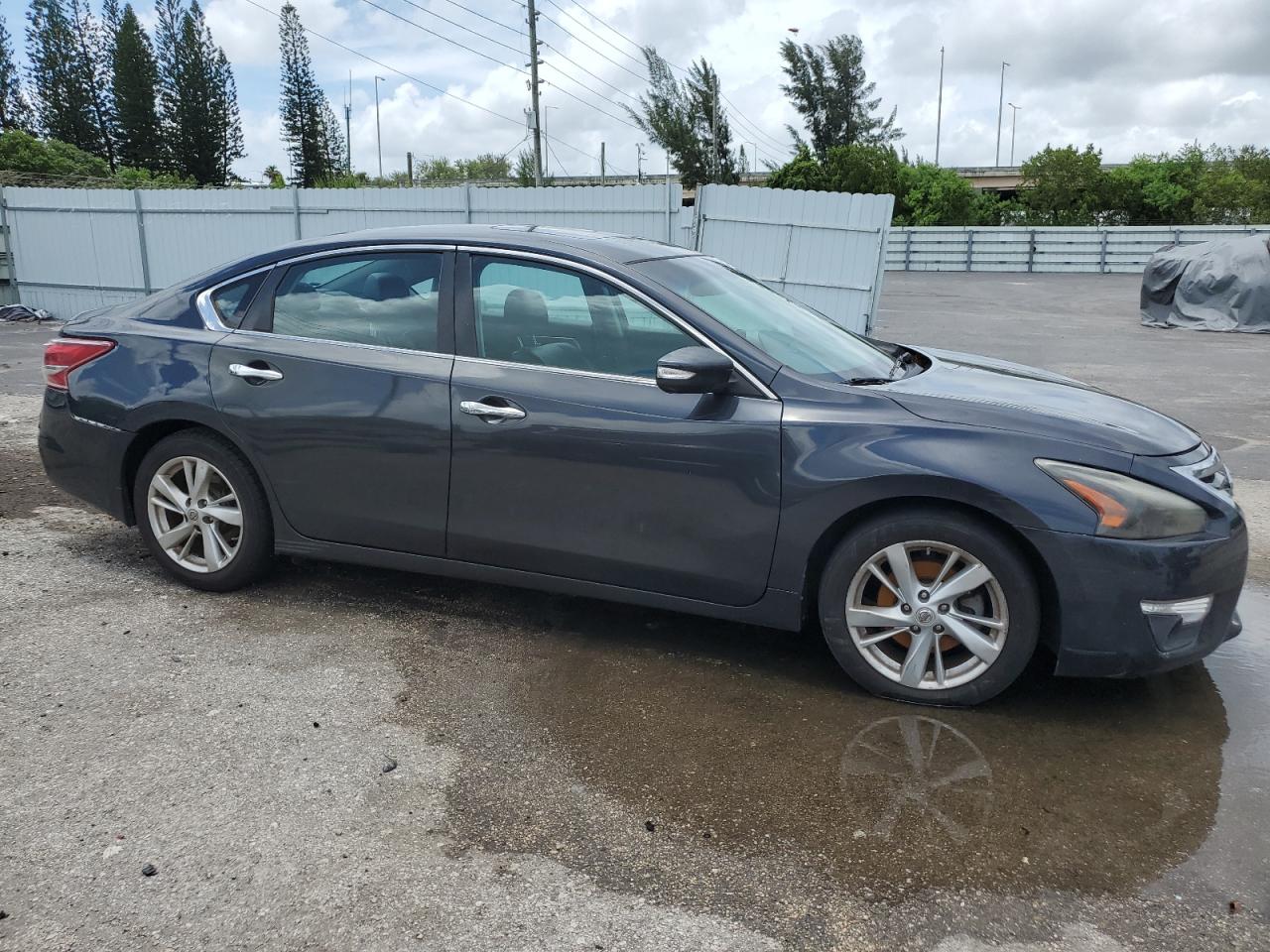 1N4AL3AP4FN367557 2015 Nissan Altima 2.5