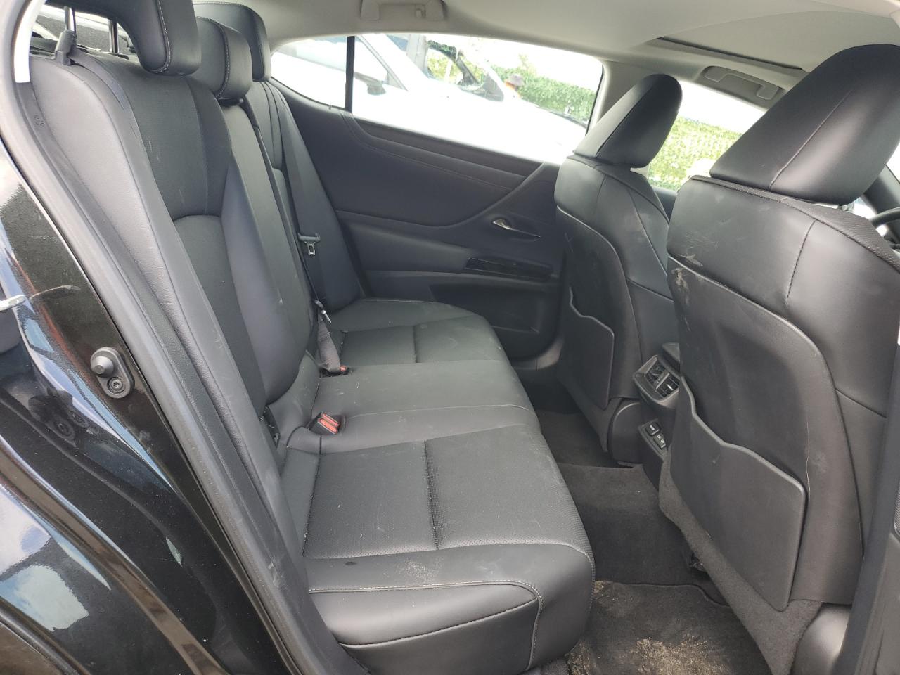 58ADZ1B1XNU121237 2022 Lexus Es 350 Base