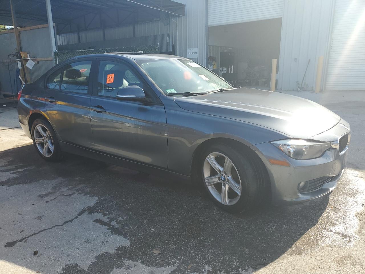 2014 BMW 320 I xDrive vin: WBA3C3C56EF984575