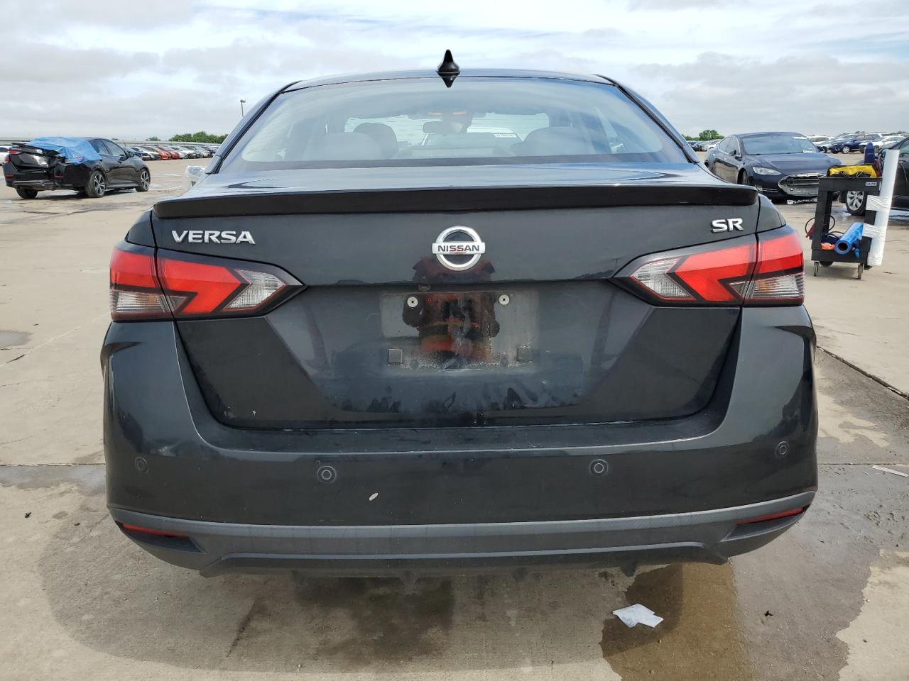 2020 Nissan Versa Sr vin: 3N1CN8FV8LL833619