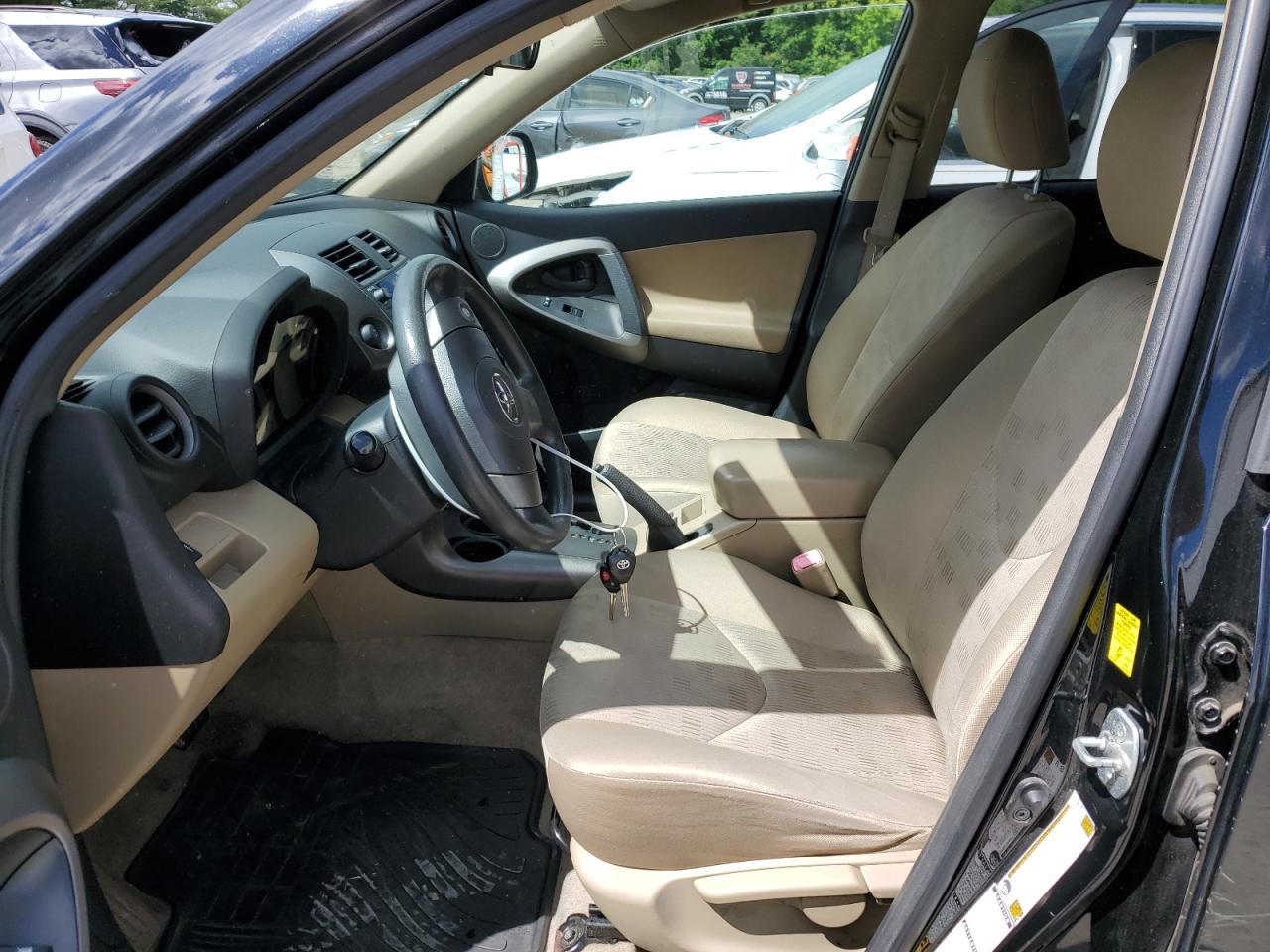 JTMBF33V095016070 2009 Toyota Rav4