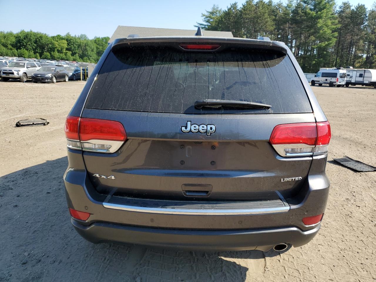 2015 Jeep Grand Cherokee Limited vin: 1C4RJFBG3FC858992