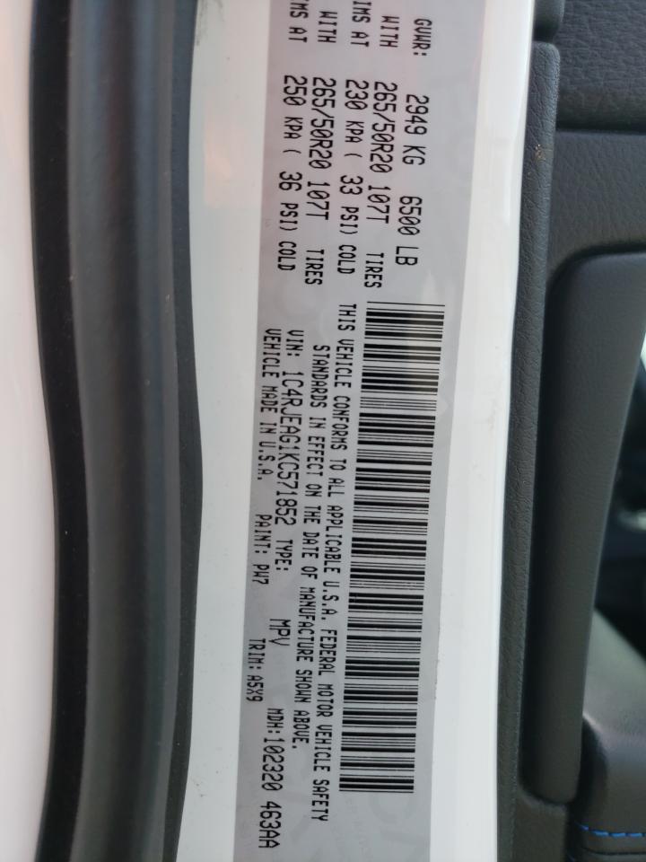 1C4RJEAG1KC571852 2019 Jeep Grand Cherokee Laredo