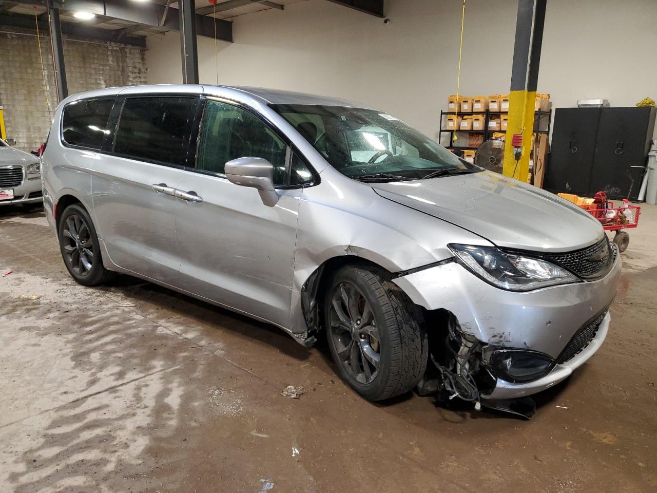 2019 Chrysler Pacifica Touring Plus vin: 2C4RC1FG3KR629706