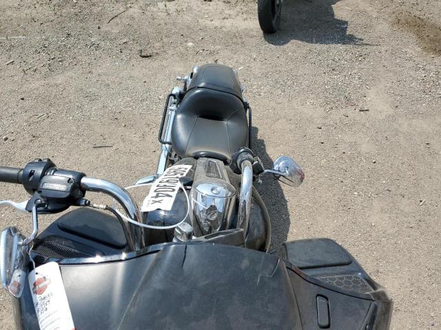 2019 HARLEY-DAVIDSON FLTRX 1HD1KHC18KB623454