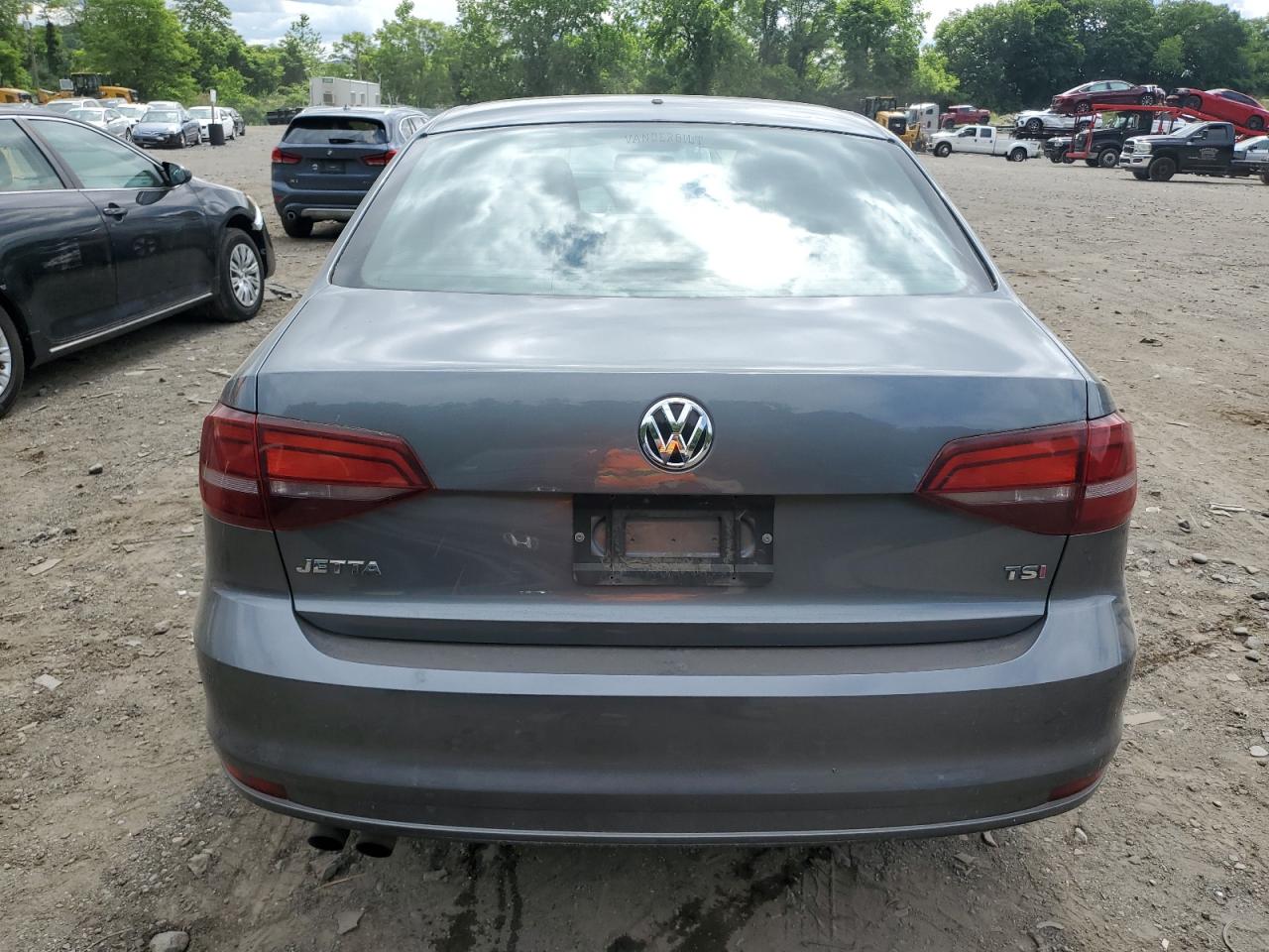 3VW2B7AJ7HM352713 2017 Volkswagen Jetta S