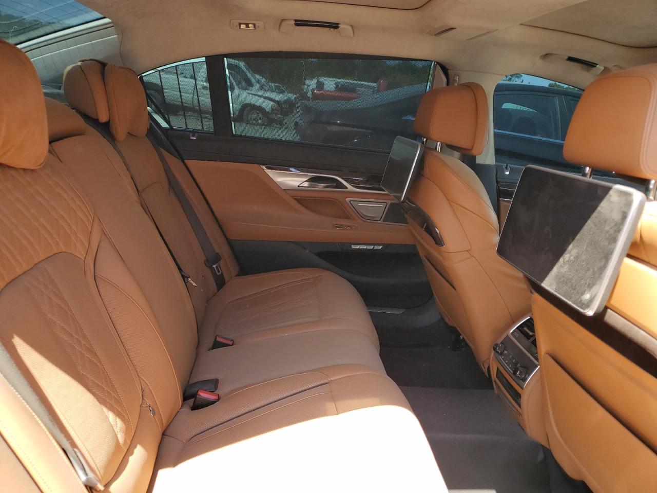 WBA7E4C57HGU99698 2017 BMW 740 Xi