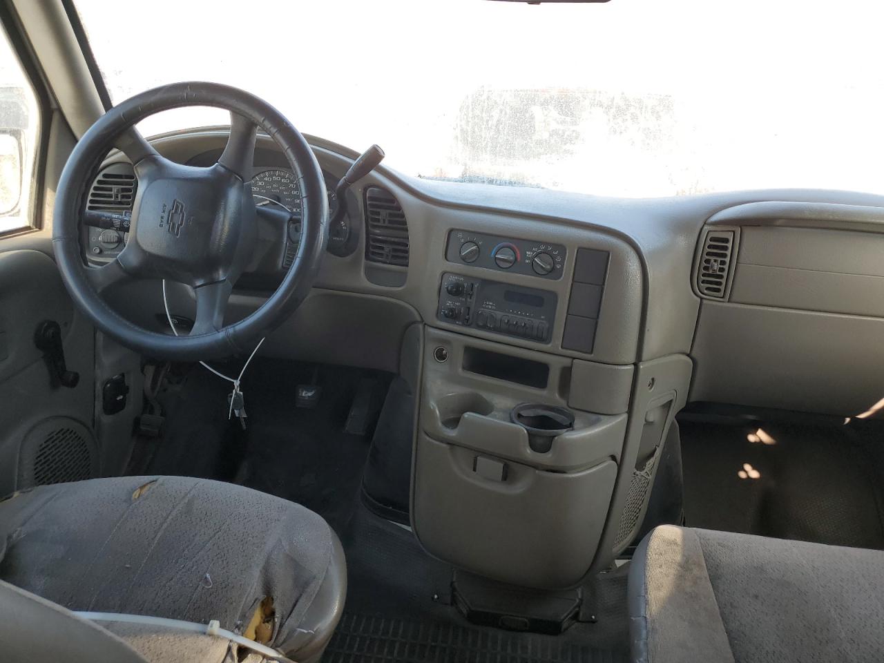 1GCDM19X45B114459 2005 Chevrolet Astro
