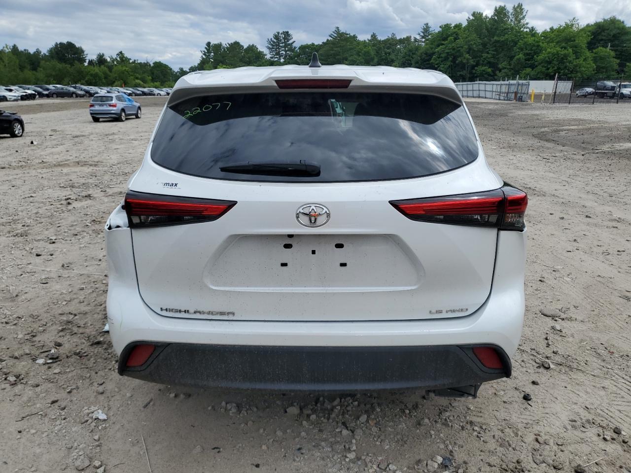 5TDBZRBHXNS578178 2022 Toyota Highlander L