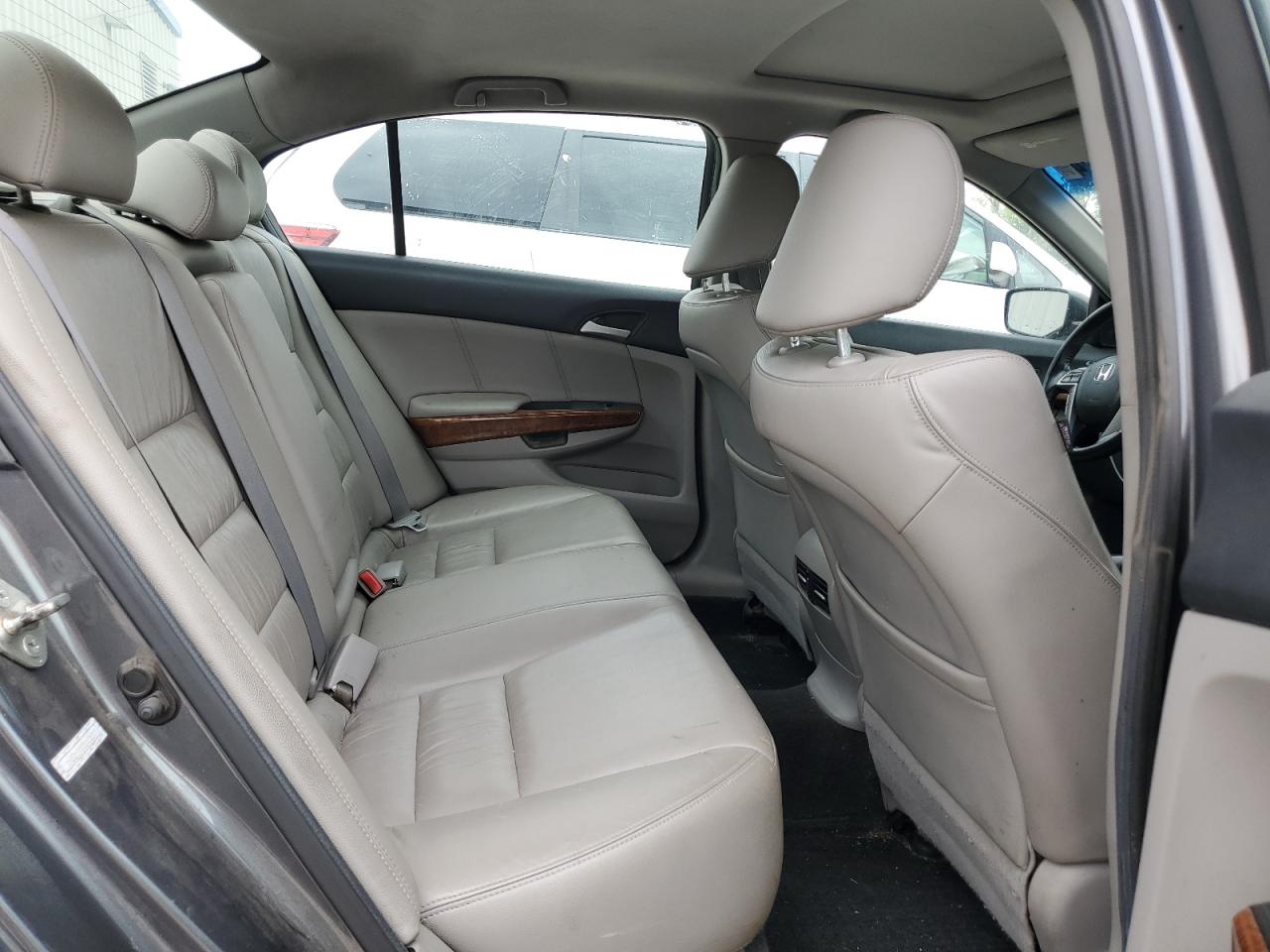 1HGCP2F83BA036975 2011 Honda Accord Exl