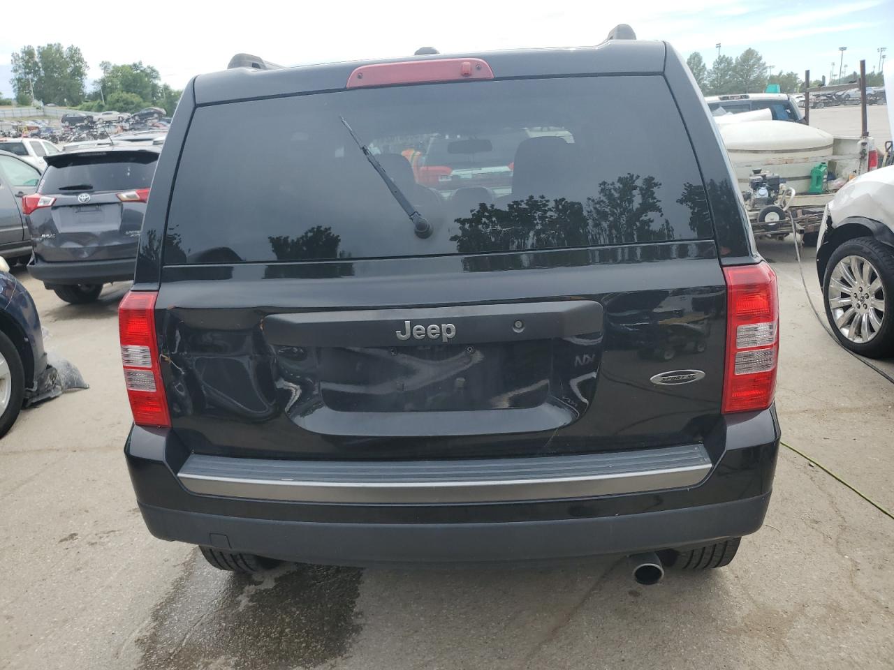 Lot #2806907807 2016 JEEP PATRIOT SP